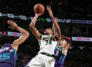 芒果体育-包含字母哥新星战术调整表现惊艳，C9未来可期！的词条