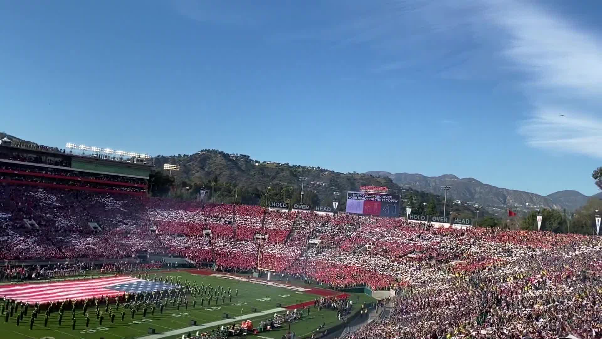 浓眉哥回归赛场,挺进下一轮首场状态亮眼,雄鹿观众沸腾!的简单介绍 浓眉哥回归赛场,挺进下一轮首场状态亮眼,雄鹿观众沸腾!的简单介绍